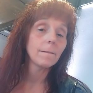 Meet your Posher, Elaine